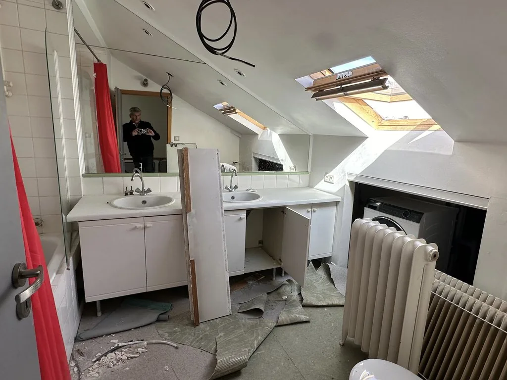 Rénovation complète d'un appartement à Lille - avant, la salle de bain