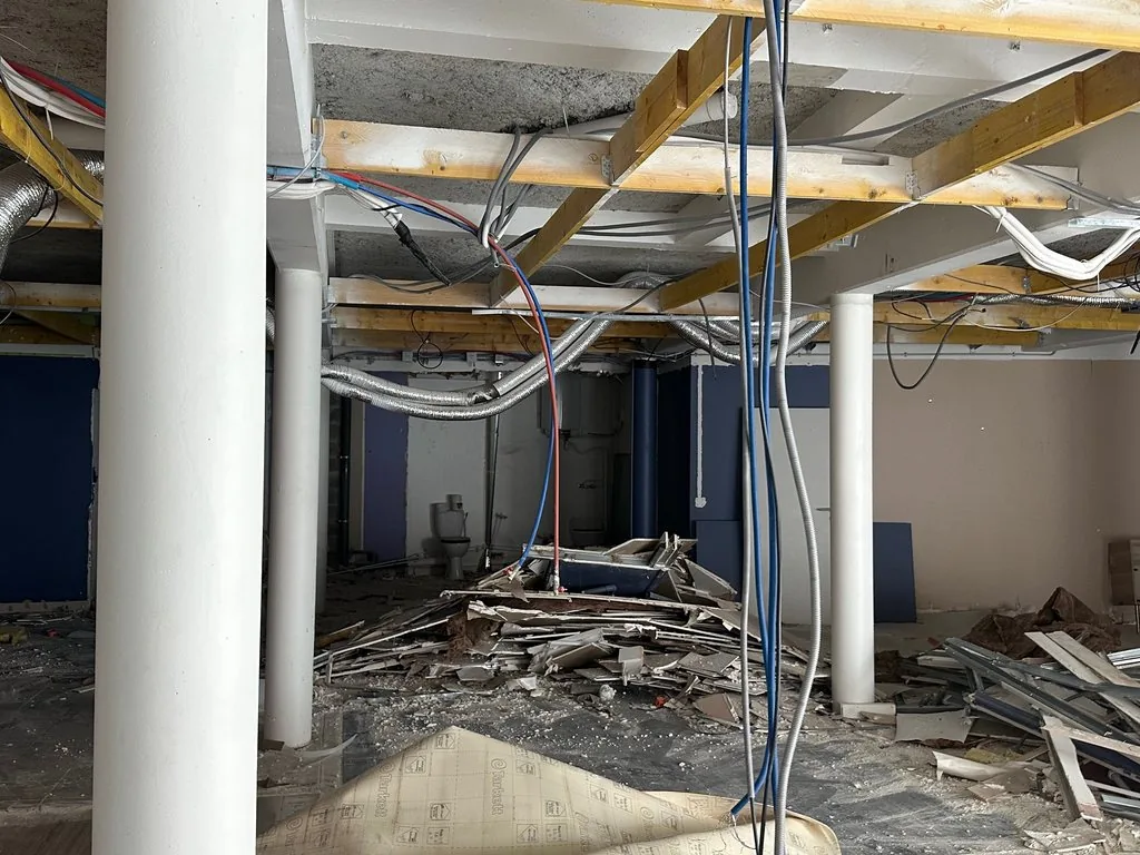 Centre d'esthétique Regenair à Marcq-en-Barœul - en cours de travaux, le curage du local