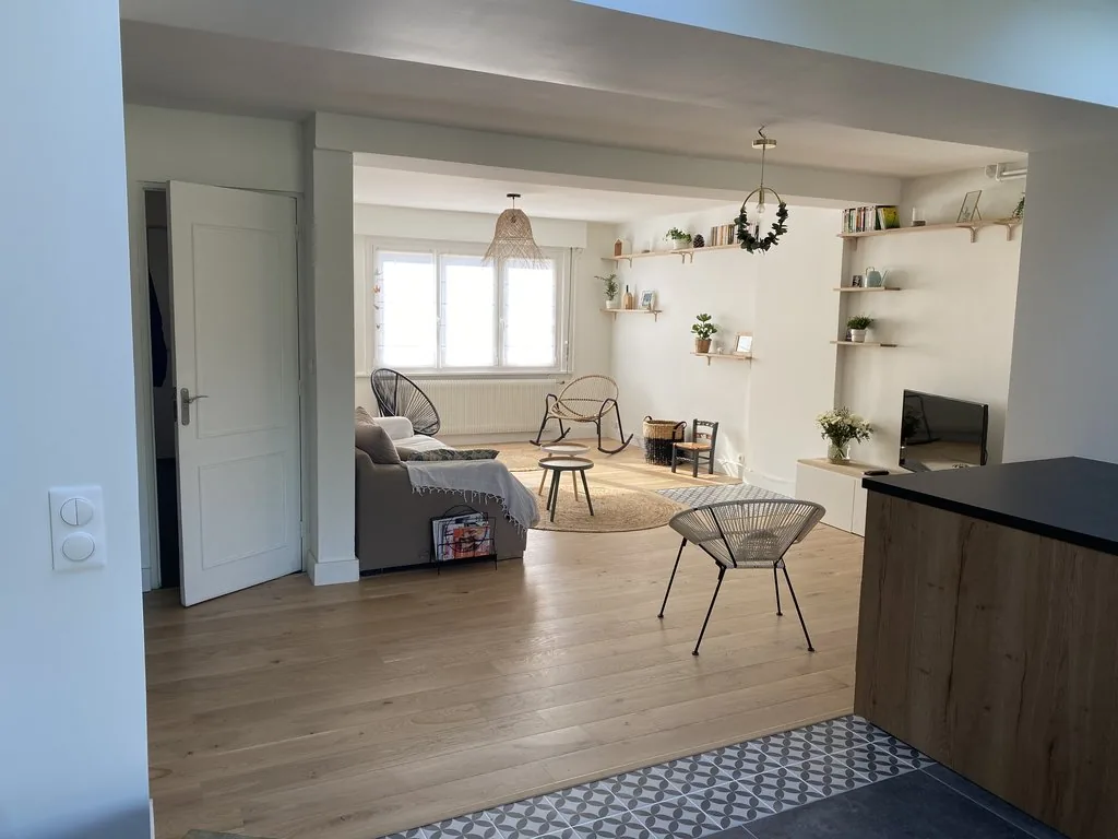 Extension d'une maison à Marcq-en-Barœul - après, le séjour ouvert sur la cuisine