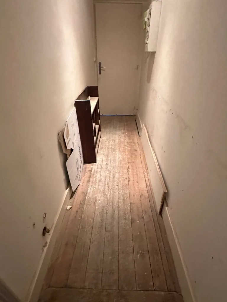 Transformation d'un studio en T2 à Lille - avant, le couloir